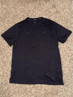 Nike APS Men's Dri-FIT ADV Short-Sleeve Versatile Top